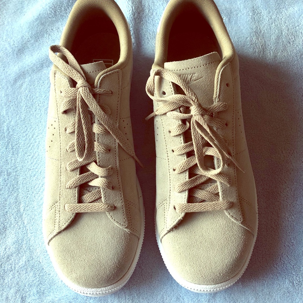 Nike Tennis Court Classic